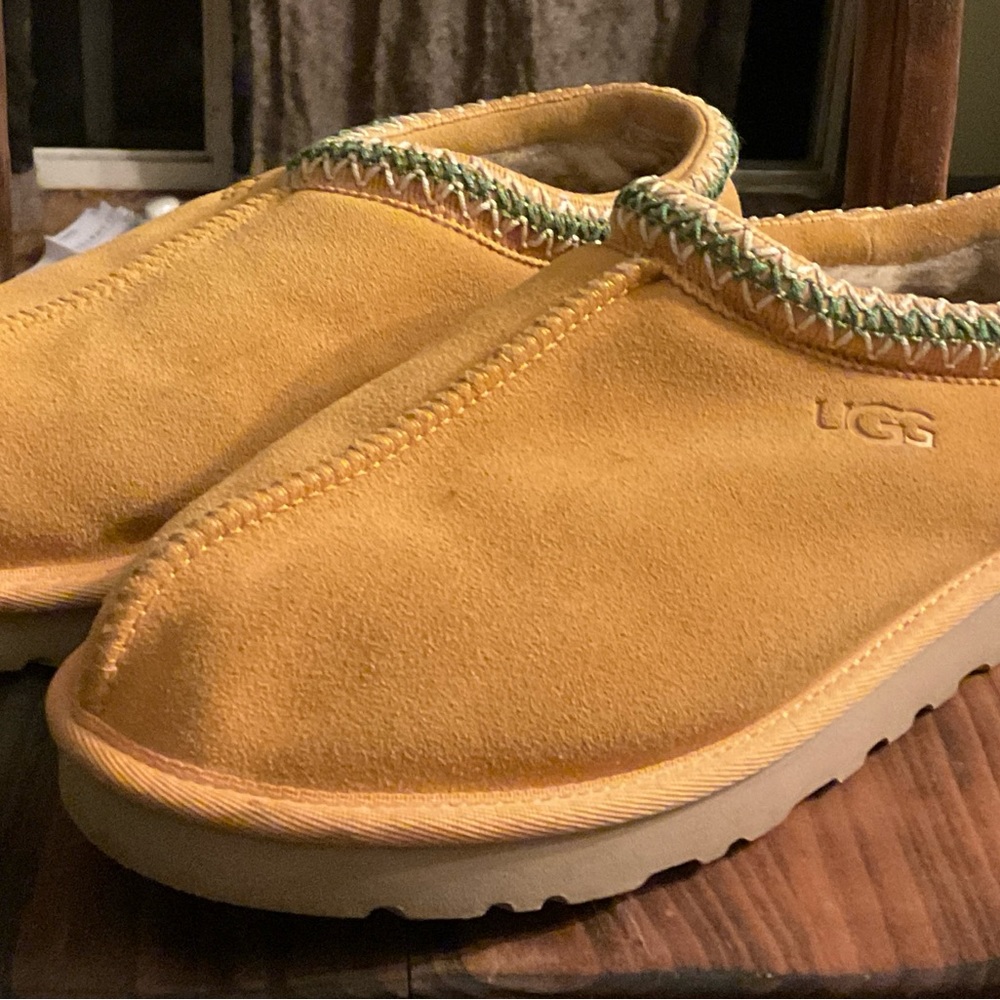 UGG Men’s or Womens Yellow Suede Tasmans M10 or W11